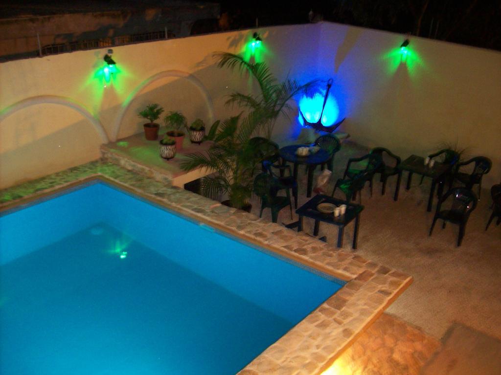 Hotel Posada La Regia แชมโปตอน ภายนอก รูปภาพ