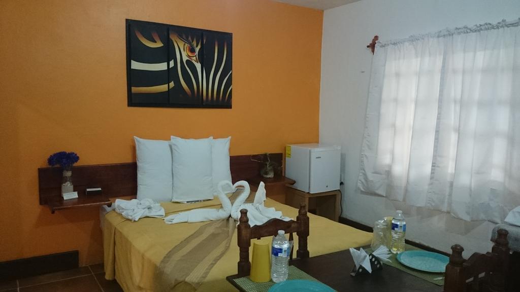 Hotel Posada La Regia แชมโปตอน ภายนอก รูปภาพ