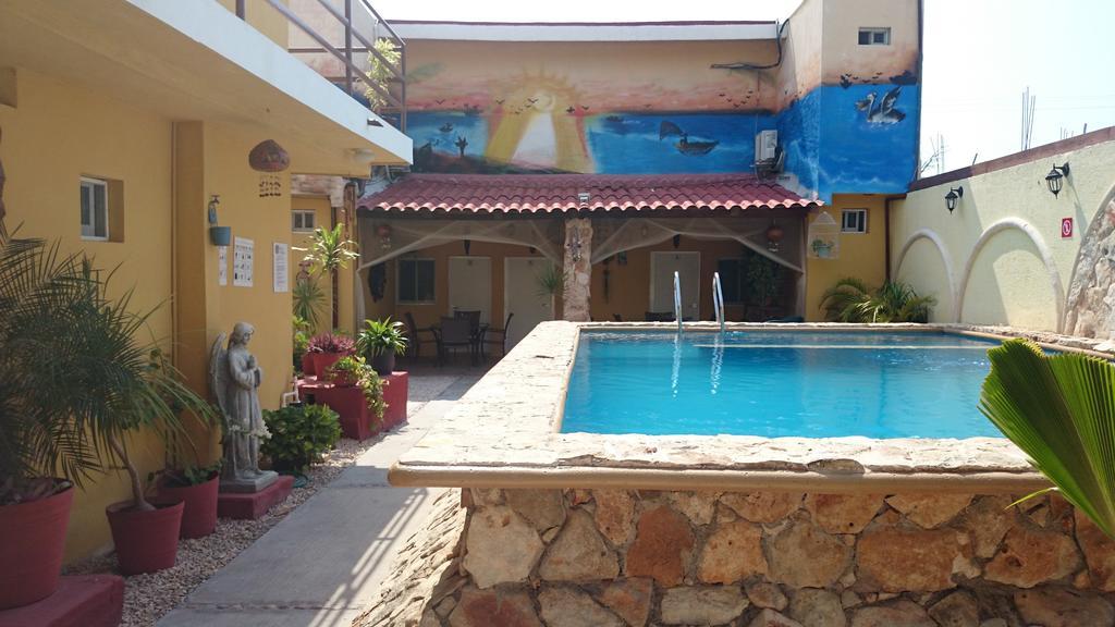 Hotel Posada La Regia แชมโปตอน ภายนอก รูปภาพ