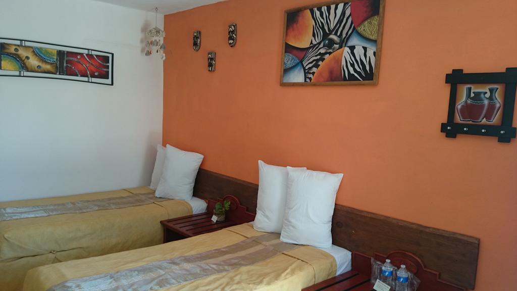 Hotel Posada La Regia แชมโปตอน ภายนอก รูปภาพ